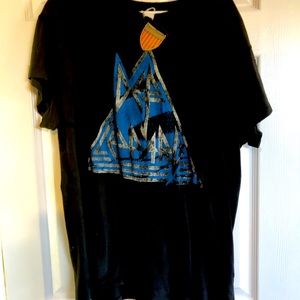 NWT madeworn def leopard top X-Large.